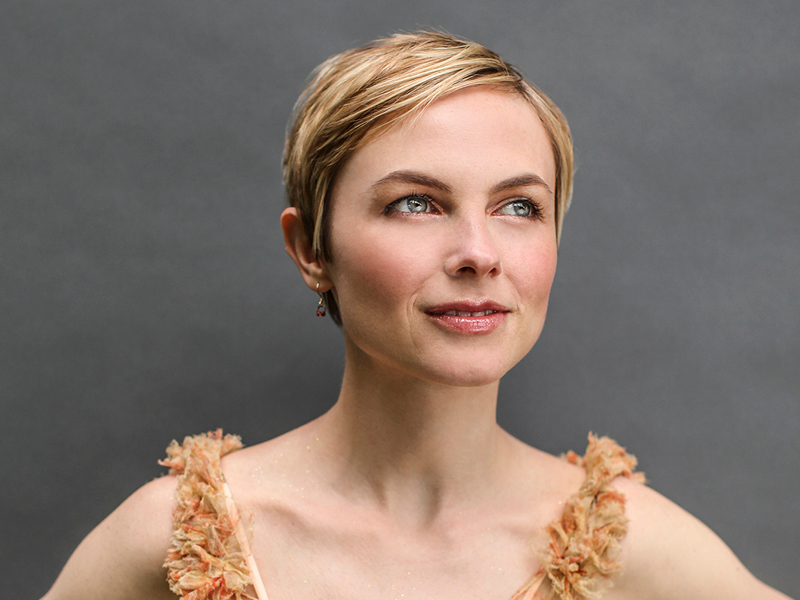 Kat Edmonson image